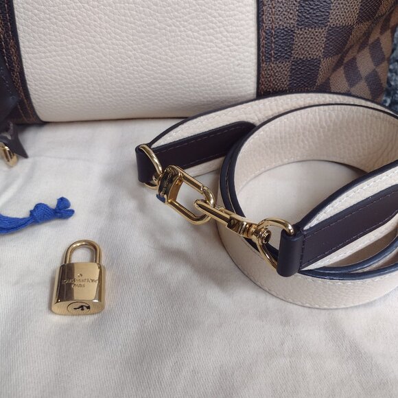 💯% STUNNING Authentic Louis Vuitton Jersey TaurillonDE/ Crême FULL inclusion - Picture 13 of 16